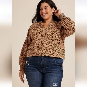 Maurices #221890 Animal Print V-Neck Poplin Shirt NWT